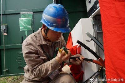 溧陽供電公司更換升級南山聯絡環(huán)網柜