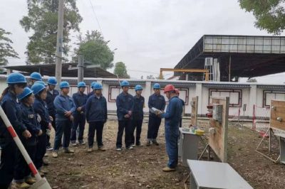 110千伏中回線進(jìn)行更換老舊、損傷的耐張金具檢修改造