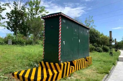 漢中供電公司組織對轄區(qū)環(huán)網(wǎng)柜進行消缺并粉刷新油漆