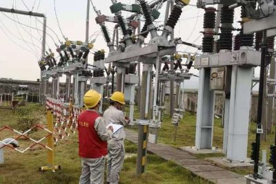 邵陽(yáng)供電公司在谷洲變電站進(jìn)行整站全停倒閘操作