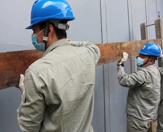 封堵廠房大門(mén)為哪般？