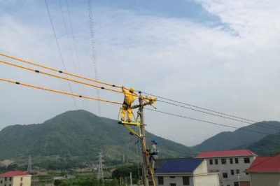 線(xiàn)路也會(huì)加衣服?out了吧，安全需要