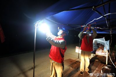 防汛保電，照亮12公里防汛河堤